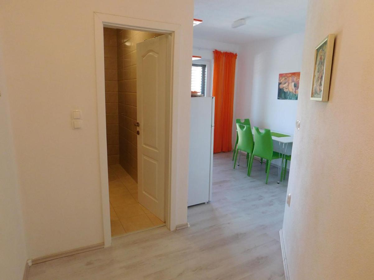 Villa Renata - Apartment Zeleni Povlja  Zewnętrze zdjęcie